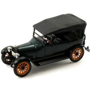  Signature Models Scale 1:32   1917 Reo Touring: Toys 
