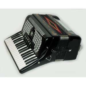   BLACK BEAUTY GERMAN REED PIANO ACCORDION 72 BASS: Musical Instruments