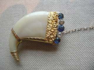 Victorian 18ct Gold & Sapphire Mounted Large Cat Claw Brooch  
