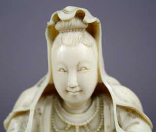 super quality 19th century Chinese carved figure of GUAN YIN  