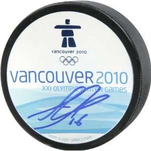   Toews Autographed 2010 Winter Olympics Hockey Puck: Sports & Outdoors