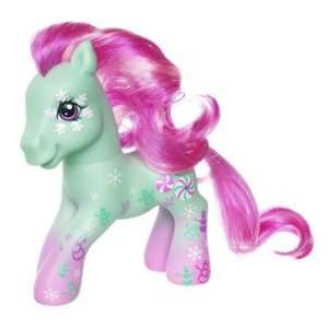 My Little Pony Winter Pony Minty Figure: Toys & Games