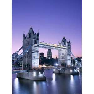  Night View of Tower Bridge and Thames River, London 