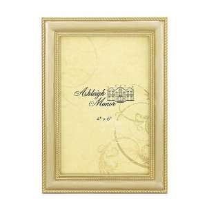  Ashleigh Manor 5 by 7 Inch Yvonne Frame, Gold