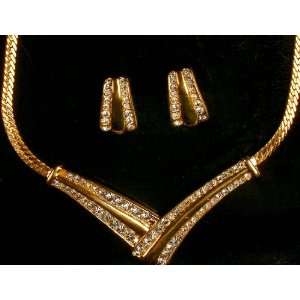  Gold Plated Crystal Necklace with Earrings   Nickel Free 