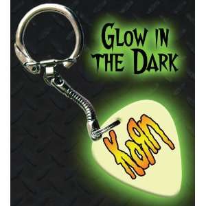  Korn Glow In The Dark Premium Guitar Pick Keyring Musical 