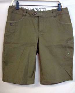 Isis Womens Bermuda Shorts dark Green Cotton 844085136489  