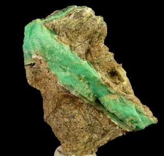 CHRYSOPRASE beautiful green colour CLASSIC LOCALITY Poland Lower 