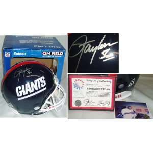    Lawrence Taylor Signed Giants Pro f/s Helmet: Sports & Outdoors