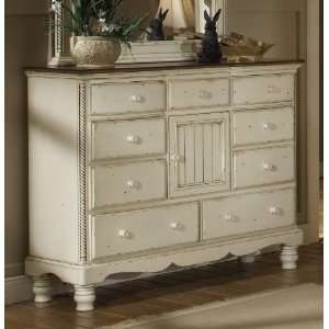  Wilshire Mule Chest   Hillsdale 1172 787: Home & Kitchen