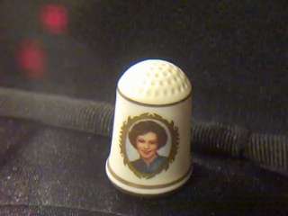 Thimble,Franklin Mint First Lady, Rosalynn Carter, 24KG trim,bone 