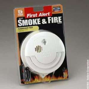FIRST ALERT SA90LT   Smoke & Fire Detector  Kitchen 