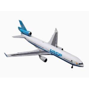  Gemini Jets VASP MD 11 1400 Scale Toys & Games