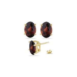  3.40 Cts Garnet Stud Earrings in 14K Yellow Gold: Jewelry