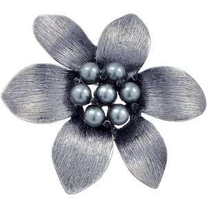    Black Pearl Flower Austrian Crystal Floral Pin Brooch: Jewelry
