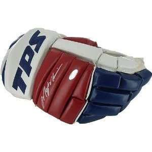  Mark Messier TPS Rangers Game Model Glove: Sports 