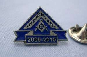 Masonic Worshipful Master 2009 2010 Lapel Pin and Pouch  
