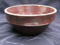 1930s Pfaltzgraff Brown Glaze Stoneware Shoulder Bowl  