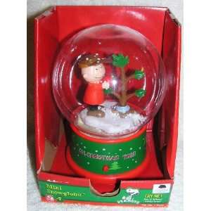   Mini Snowglobe with Blowing Snow   11 Different Songs