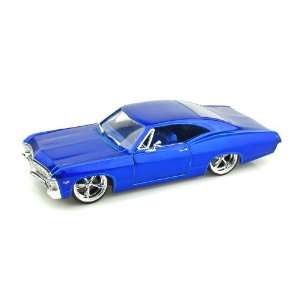  1967 Chevy Impala SS 1/24 Metallic Blue Toys & Games