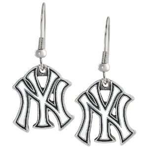   Major League Baseball New York Yankees Dangle Earrings: Jewelry