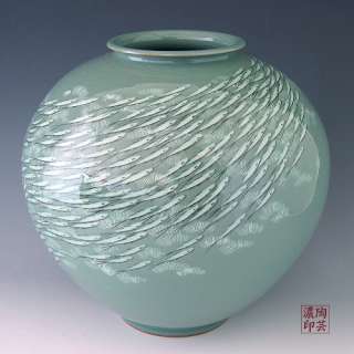 Celadon Fish Design Green Porcelain Ceramic Pottery Jar  