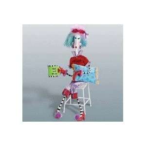  Dolly Mamas Rise And Whine Poseable Doll: Toys & Games