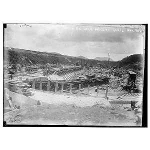  Work on lock,Panama Canal