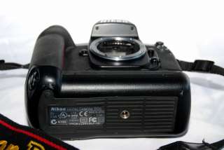 Nikon D1H camera body only near mint 0018208252039  