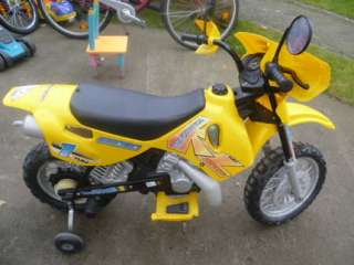 Kindermotorrad Crossmotorrad elektro 6v in Gelb mit Stützrädern in 