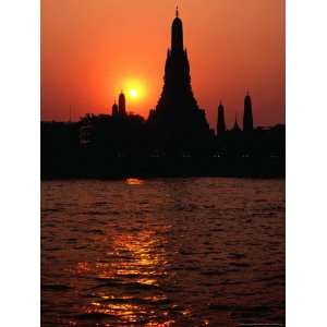 Temple of Dawn, Wat Arun, at Sunset, Bangkok, Thailand Photographic 