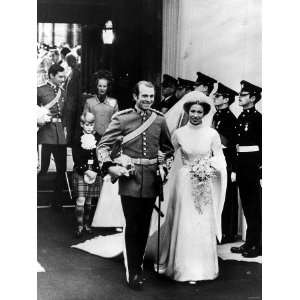 Princess Anne Captain Mark Wedding Leaving Westminster Abbey. November 