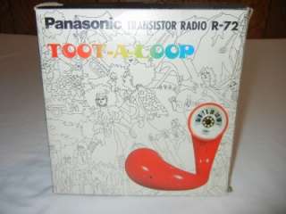 Vintage 1970s Retro Panasonic R 72 Red Toot A Loop Transistor Radio W 