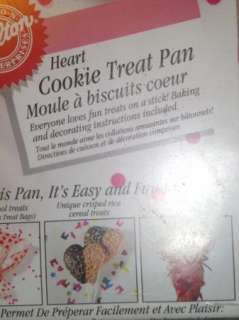 Wilton Heart Cookie Candy Treat Pan Lollipop Sucker New  