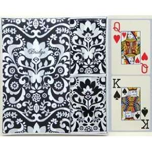   Gift Set   2 Decks of Playing Cards and Score Pad