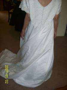 Vintage Wedding Gown & Train & Veil by Alfred Angelo Sz. 42 Bodice 
