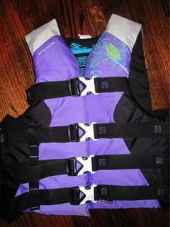 WOMENS STEARNS LIFE JACKET PRESERVER PURPLE FLOWER ANTIMICROBIAL ADULT 